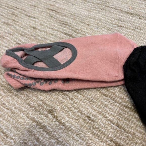 Workout Socks - Picture 3 of 5